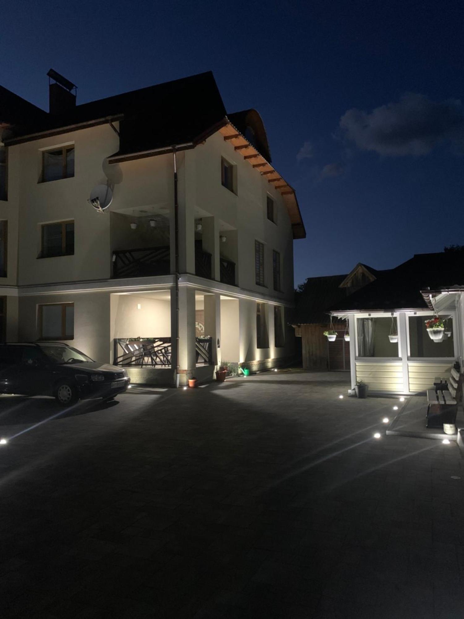 Панська Садиба Mîkulîciîn Exterior foto