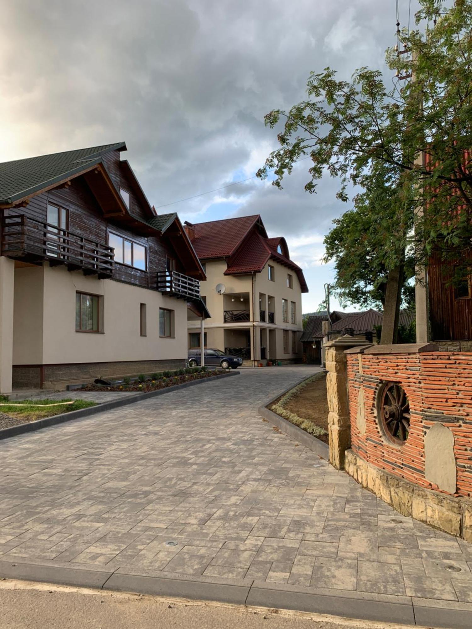 Панська Садиба Mîkulîciîn Exterior foto